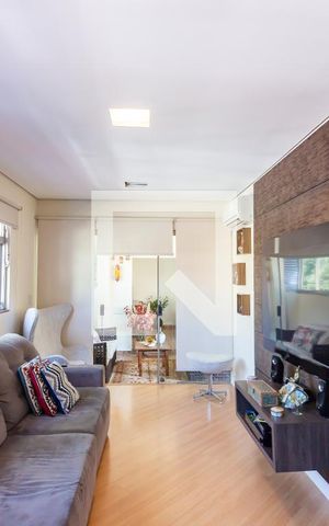 Casa para alugar com 350m², 6 quartos e 6 vagas Casa para alugar com 350m², 6 quartos e 6 vagasSala