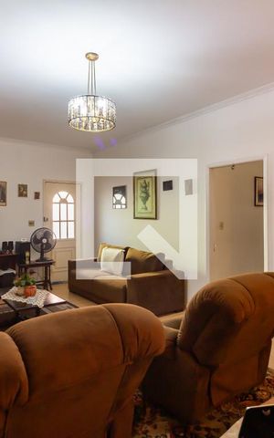 Casa para alugar com 350m², 6 quartos e 6 vagas Casa para alugar com 350m², 6 quartos e 6 vagasSala 2
