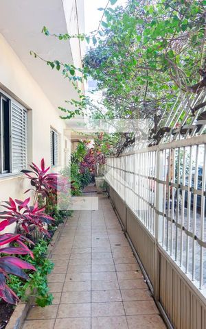 Casa para alugar com 350m², 6 quartos e 6 vagas Casa para alugar com 350m², 6 quartos e 6 vagasQuintal