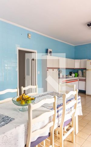 Casa para alugar com 350m², 6 quartos e 6 vagas Casa para alugar com 350m², 6 quartos e 6 vagasCozinha 2