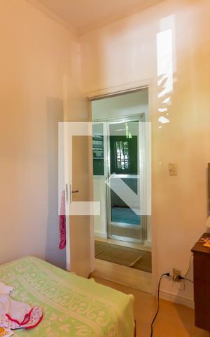 Casa para alugar com 350m², 6 quartos e 6 vagas Casa para alugar com 350m², 6 quartos e 6 vagasQuarto 3
