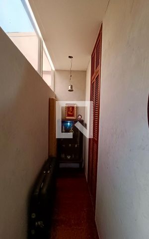 Apartamento à venda com 120m², 2 quartos e 1 vaga Apartamento à venda com 120m², 2 quartos e 1 vagaCorredor