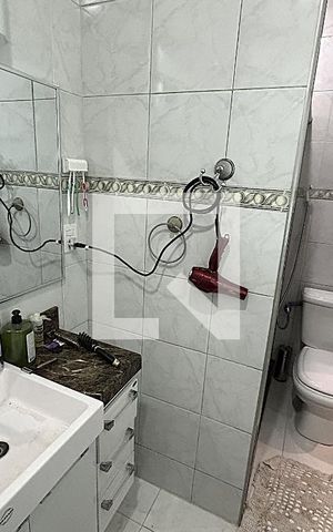 Casa para alugar com 400m², 3 quartos e 5 vagasBanheiro da Suíte 1