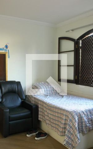 Casa à venda com 300m², 5 quartos e 2 vagasEdícula