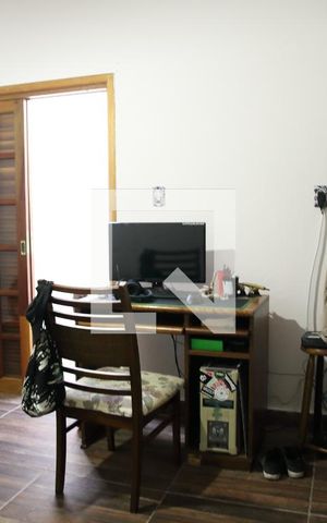 Casa à venda com 300m², 5 quartos e 2 vagasQuarto1