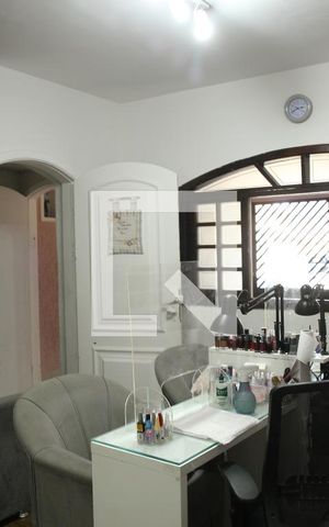 Casa à venda com 300m², 5 quartos e 2 vagasSala
