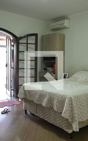 Casa à venda com 300m², 5 quartos e 2 vagasEdícula