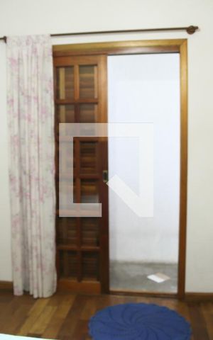 Casa à venda com 300m², 5 quartos e 2 vagasSuíte
