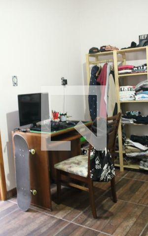 Casa à venda com 300m², 5 quartos e 2 vagasQuarto1
