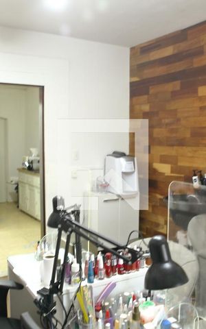 Casa à venda com 300m², 5 quartos e 2 vagasSala