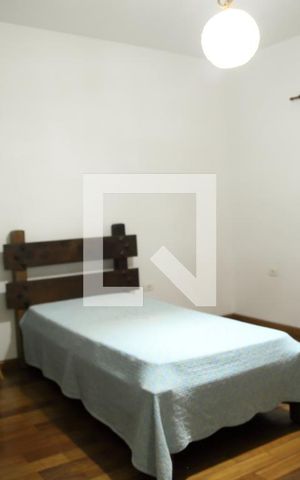 Casa à venda com 300m², 5 quartos e 2 vagasSuíte