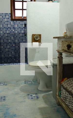 Casa à venda com 300m², 5 quartos e 2 vagasBanheiro Social