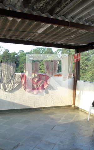 Casa à venda com 300m², 5 quartos e 2 vagasEdícula