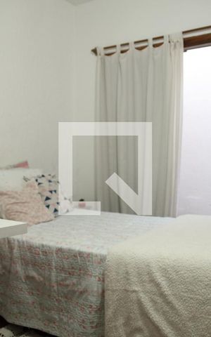 Casa à venda com 300m², 5 quartos e 2 vagasQuarto 2