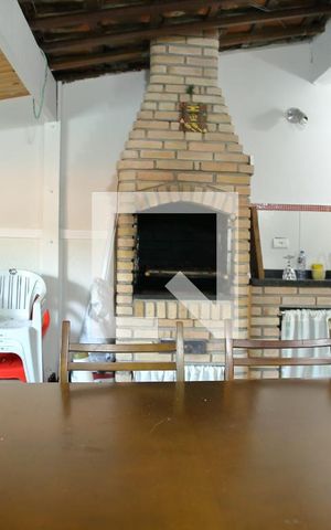 Casa à venda com 300m², 5 quartos e 2 vagasEdícula