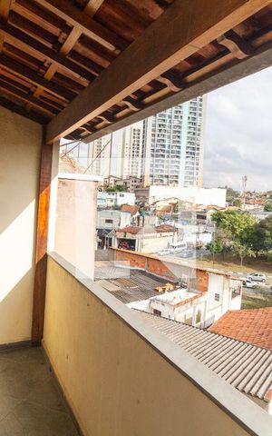 Casa à venda com 300m², 3 quartos e 2 vagas Casa à venda com 300m², 3 quartos e 2 vagasQuarto 3