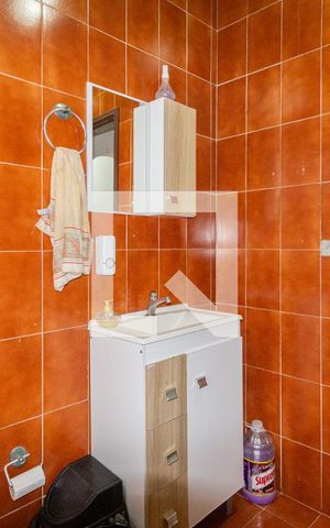 Casa à venda com 126m², 2 quartos e 2 vagasBanheiro