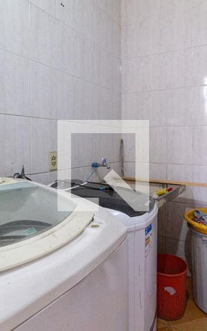 Casa à venda com 126m², 2 quartos e 2 vagasÁrea de serviço