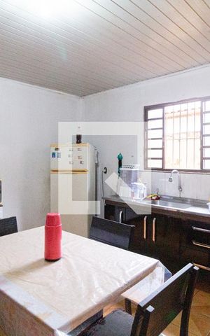 Casa à venda com 126m², 2 quartos e 2 vagasCozinha