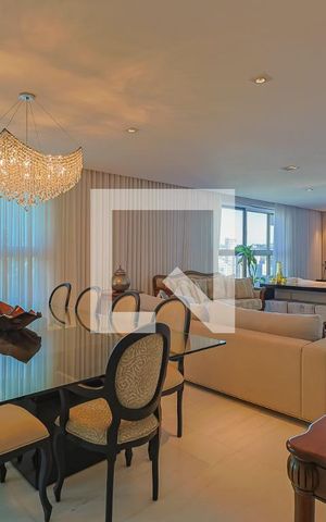 Apartamento à venda com 278m², 4 quartos e 4 vagas Apartamento à venda com 278m², 4 quartos e 4 vagasSala
