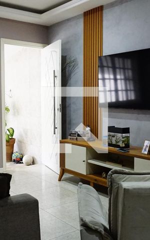 Casa de condomínio à venda com 150m², 3 quartos e 1 vagaSala