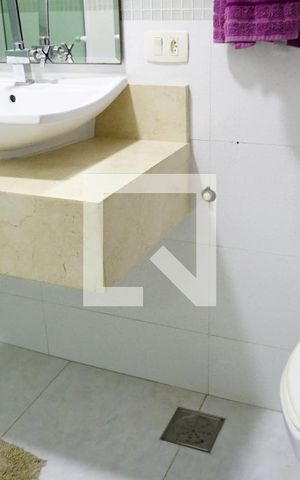 Casa de condomínio à venda com 150m², 3 quartos e 1 vagaBanheiro Social