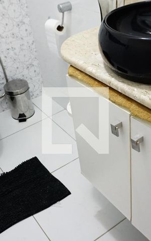 Casa de condomínio à venda com 150m², 3 quartos e 1 vagaLavabo