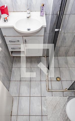 Apartamento à venda com 62m², 2 quartos e 1 vaga Apartamento à venda com 62m², 2 quartos e 1 vagaBanheiro
