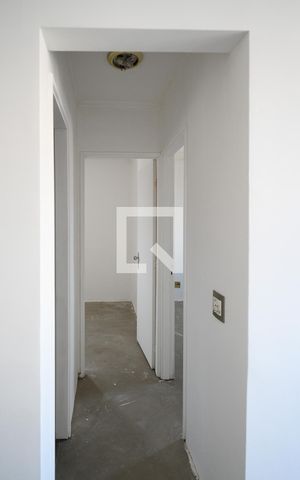 Apartamento à venda com 64m², 2 quartos e 1 vaga Apartamento à venda com 64m², 2 quartos e 1 vagaCorredor