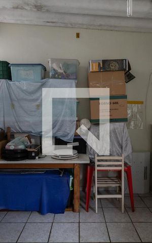 Casa à venda com 230m², 2 quartos e 3 vagas Casa à venda com 230m², 2 quartos e 3 vagasQuarto de Serviço