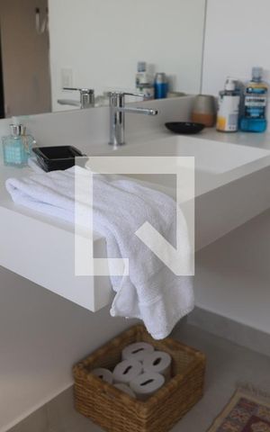 Apartamento à venda com 95m², 2 quartos e 1 vagaBanheiro da Suíte