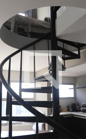 Apartamento à venda com 95m², 2 quartos e 1 vagaEscadas
