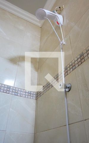 Apartamento à venda com 67m², 2 quartos e sem vagaBanheiro Corredor