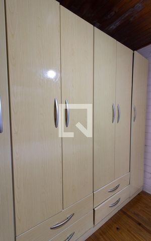 Casa à venda com 72m², 2 quartos e 1 vaga Casa à venda com 72m², 2 quartos e 1 vagaQuarto