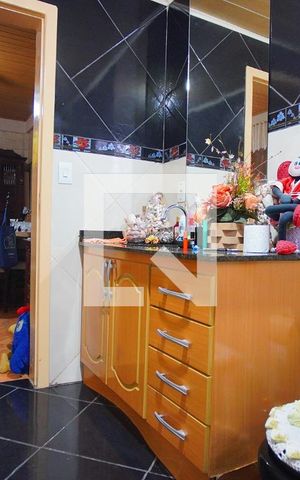 Casa à venda com 240m², 2 quartos e 4 vagasBanheiro Corredor