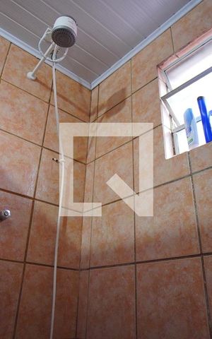 Casa à venda com 240m², 2 quartos e 4 vagasBanheiro da Suíte