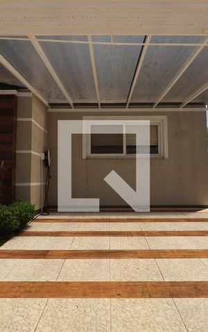 Casa à venda com 310m², 3 quartos e 2 vagasgaragem