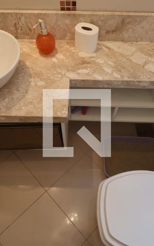 Casa à venda com 310m², 3 quartos e 2 vagasLavabo