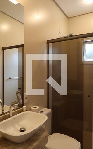 Casa à venda com 310m², 3 quartos e 2 vagasBanheiro Social