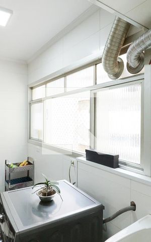 Apartamento à venda com 125m², 3 quartos e 1 vagaÁrea de Serviço e Banheiro de Serviço