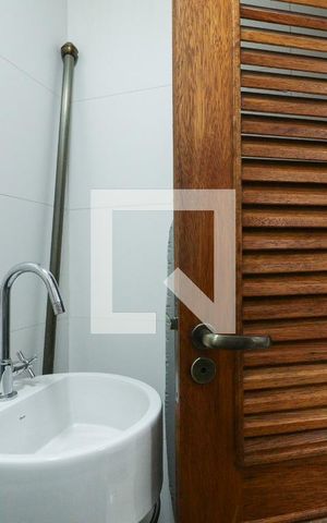 Apartamento à venda com 125m², 3 quartos e 1 vagaÁrea de Serviço e Banheiro de Serviço