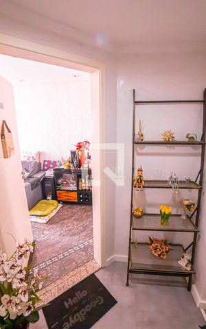 Apartamento à venda com 82m², 3 quartos e 2 vagas Apartamento à venda com 82m², 3 quartos e 2 vagasHall de entrada