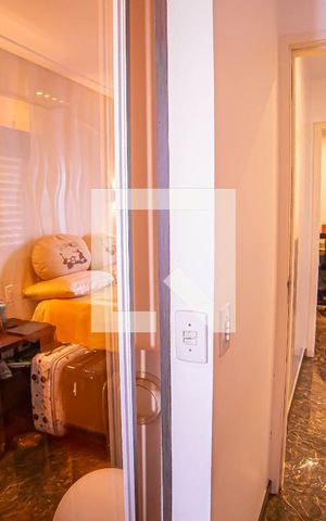 Apartamento à venda com 82m², 3 quartos e 2 vagas Apartamento à venda com 82m², 3 quartos e 2 vagasCorredor