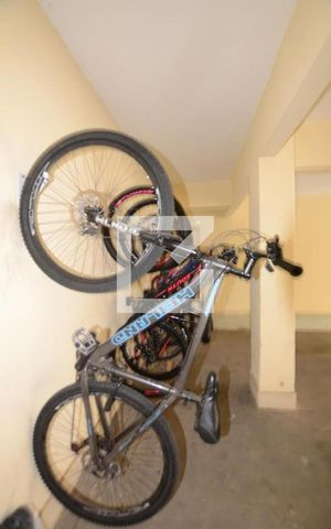 Casa à venda com 160m², 3 quartos e 4 vagasBicicletário