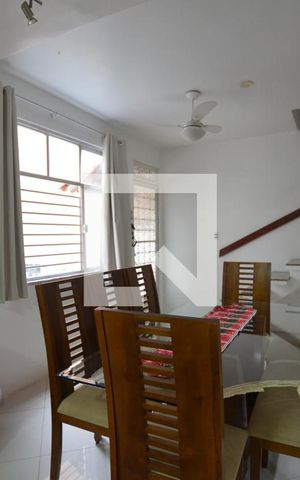 Casa à venda com 160m², 3 quartos e 4 vagasSala