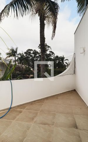 Casa à venda com 600m², 4 quartos e 3 vagas Casa à venda com 600m², 4 quartos e 3 vagasSuíte 1