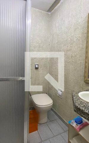 Apartamento à venda com 75m², 2 quartos e 1 vaga Apartamento à venda com 75m², 2 quartos e 1 vagaBanheiro 2