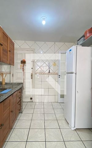 Apartamento à venda com 75m², 2 quartos e 1 vaga Apartamento à venda com 75m², 2 quartos e 1 vagaCozinha
