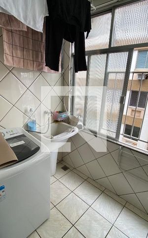 Apartamento à venda com 75m², 2 quartos e 1 vaga Apartamento à venda com 75m², 2 quartos e 1 vagaÁrea de Serviço