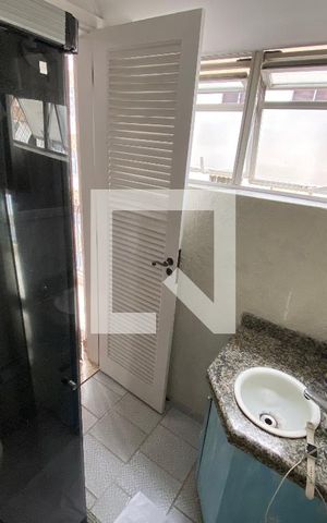 Apartamento à venda com 75m², 2 quartos e 1 vaga Apartamento à venda com 75m², 2 quartos e 1 vagaBanheiro do Quarto 2
